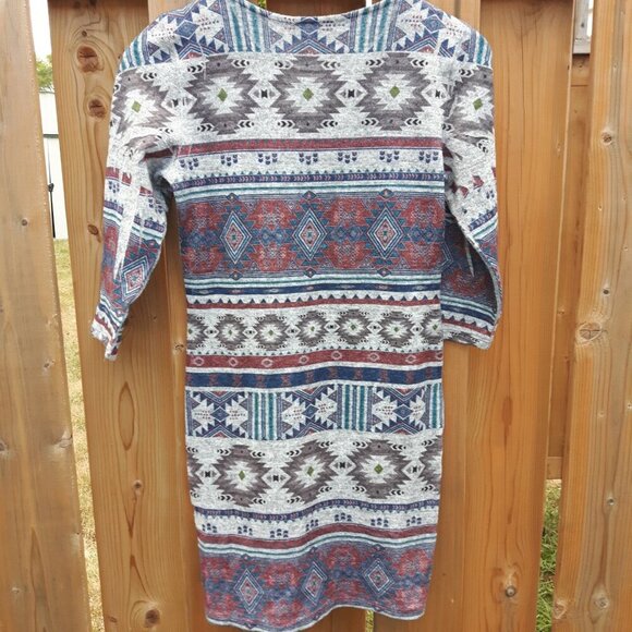 ATTRACTIVE ECLIPSE Sweater Dress Women's Size Small Mini Dress AZTEC Print IKAT - Picture 4 of 6